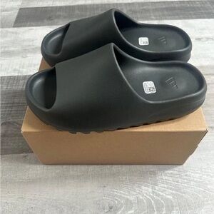 Men's New Adidas Yeezy Slides